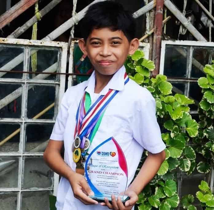 Pantawid Pamilya Exemplary Child for Central Luzon awardee Justin Carangan