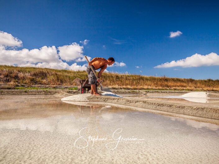 Reportage photo sur un saunier en Vendée