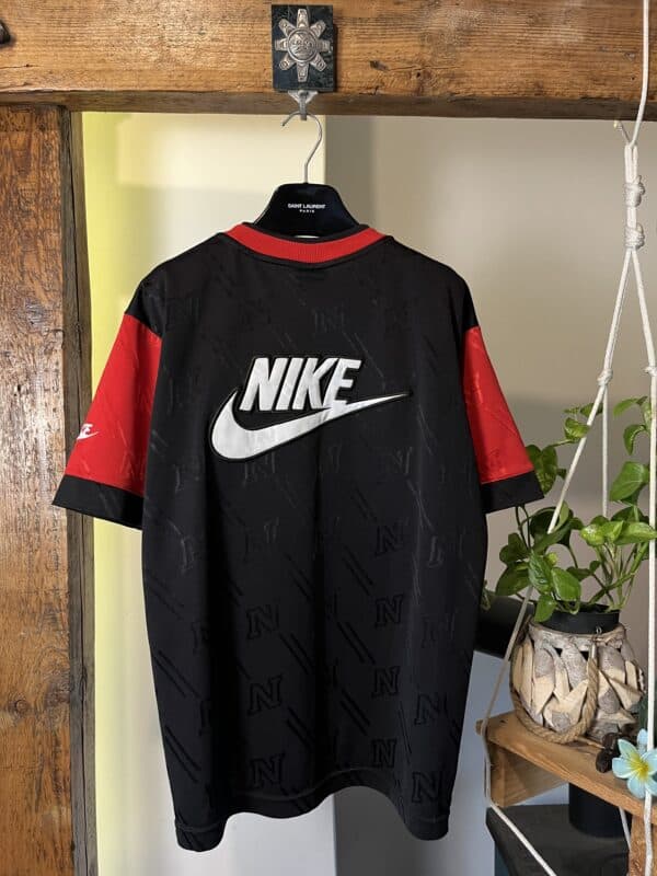 Koszulka Nike Premier 90s - obrazek 2