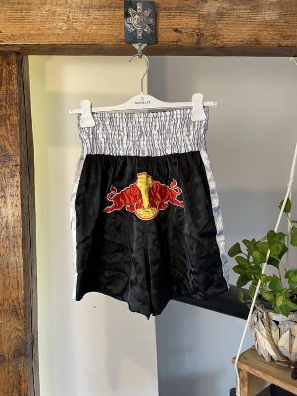 Spodenki Red Bull Muay Thai 00s