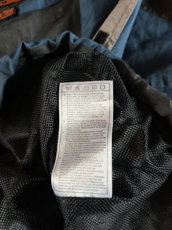 Kurtka Nike ACG 00s - obrazek 11