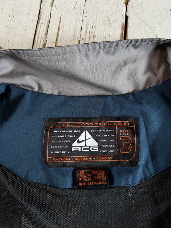 Kurtka Nike ACG 00s - obrazek 9