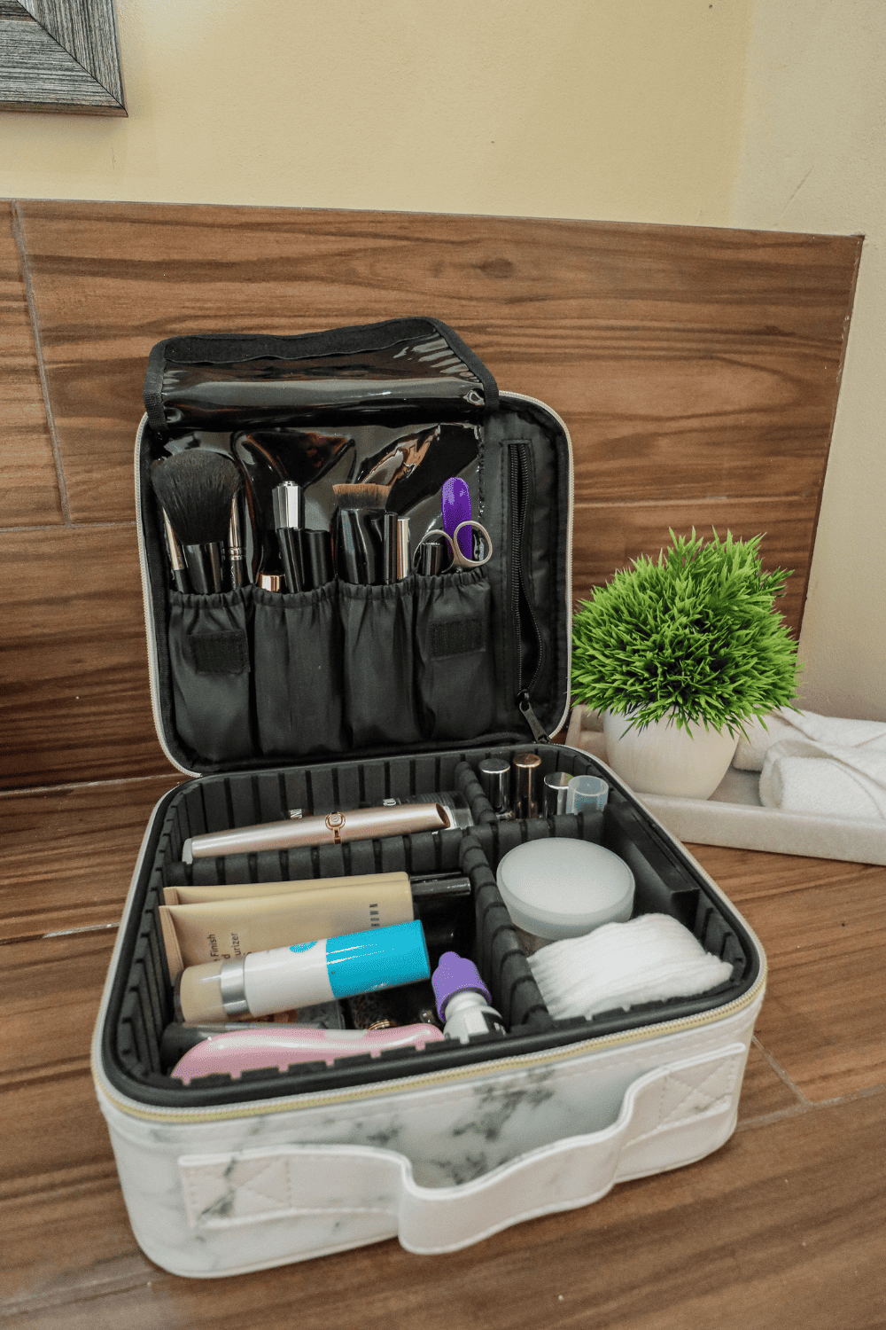 Amazon makeup bag review