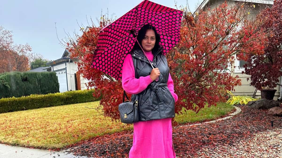 Classy Ways To Wear Sweater Dress In The Cold - Blog Banner