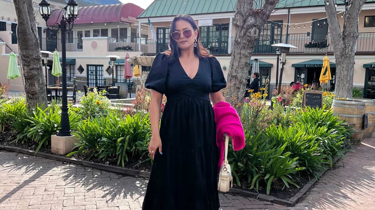 Best Supportive Bras For Low Cut Dresses To Feel Confident - Blog Banner