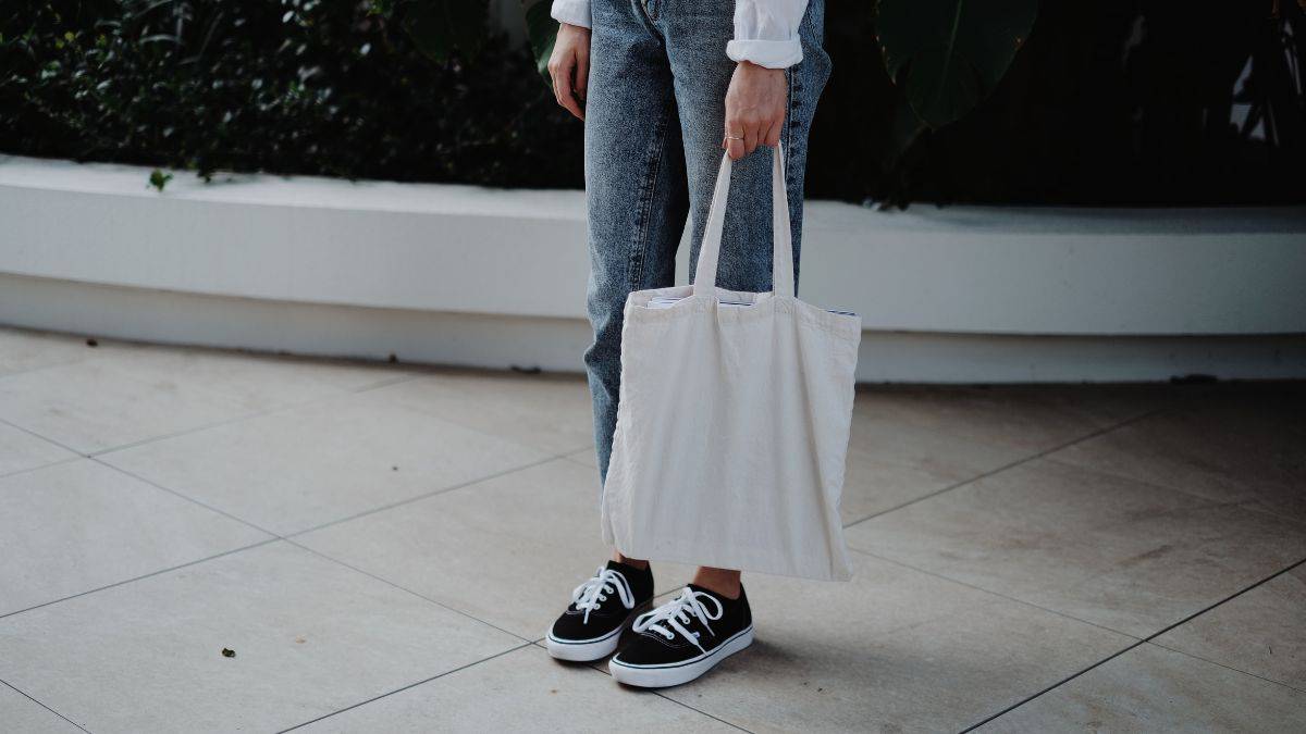 Best Canvas Shoe Cleaners to Keep Your Chic Sandals Like New - Blog Banner