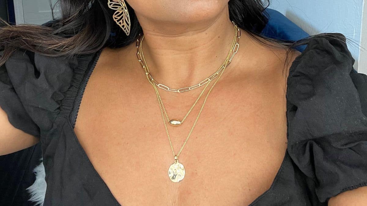 How to layer necklaces
