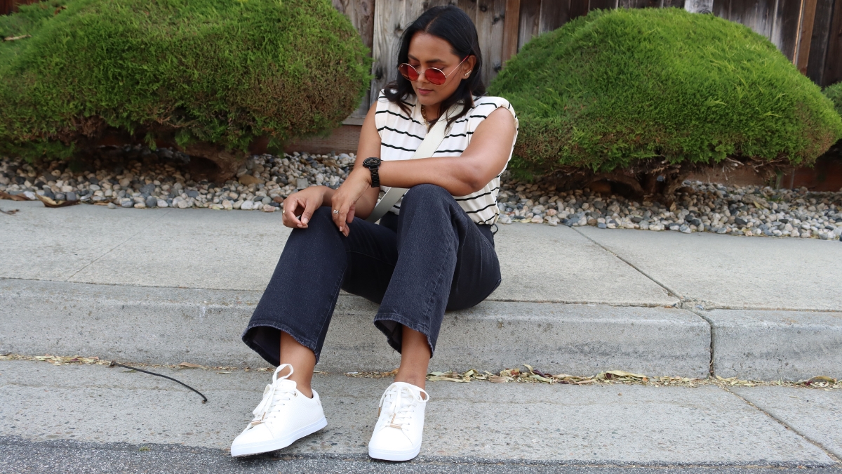 Sporty Work Outfits To Look Smart And Professional - Blog Banner