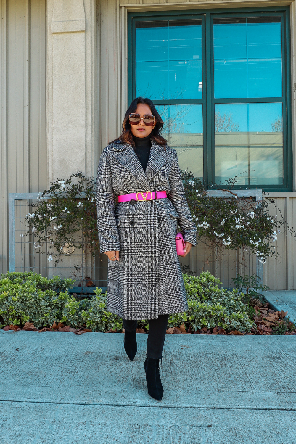 Valentino Logo Belt Review Blog Banner