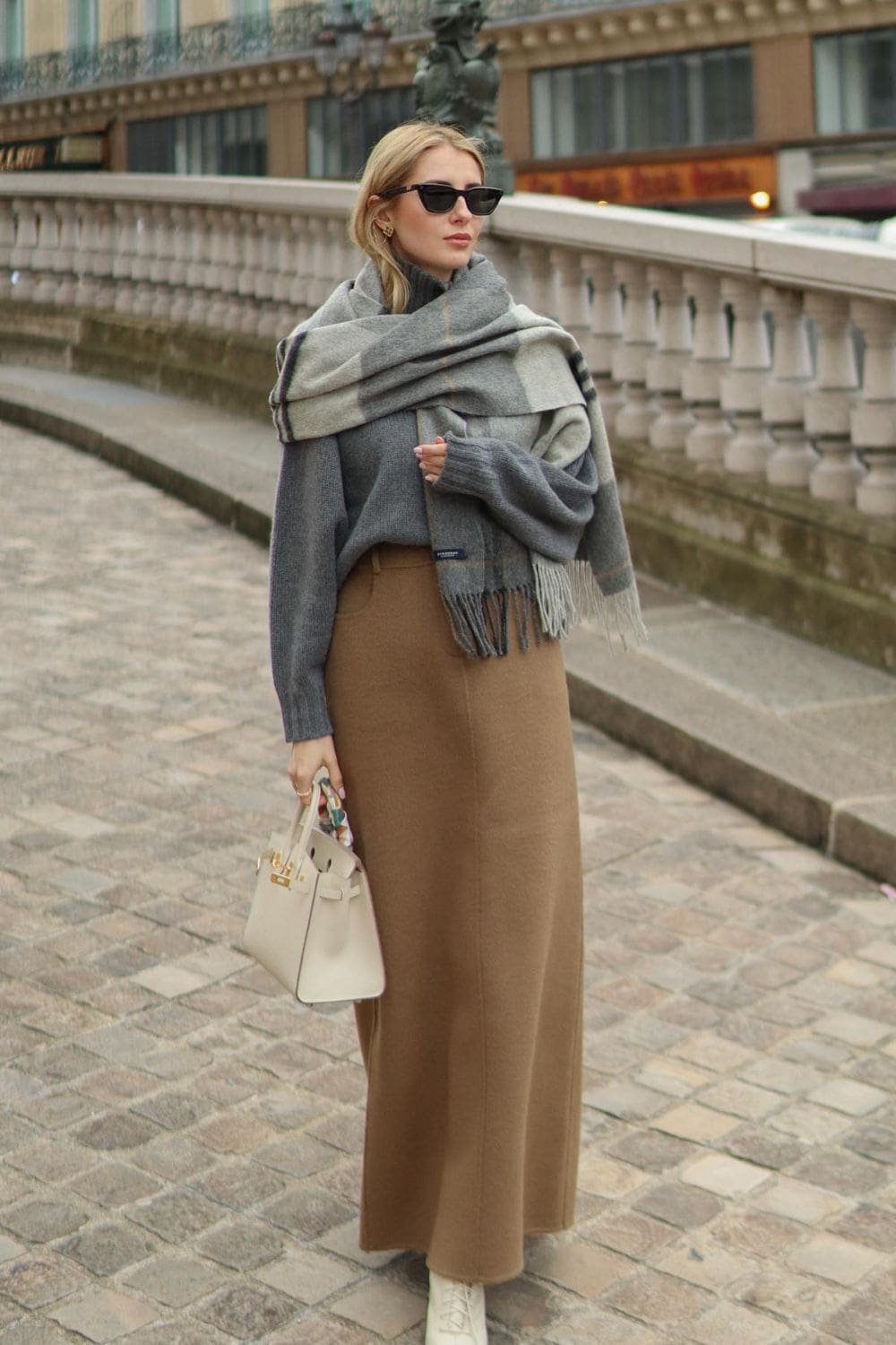 How to style maxi skirt with pencil skirt