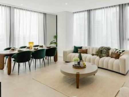 3 bedrooms in 110 Residence