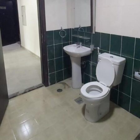 Studio in Dugasta Warsan