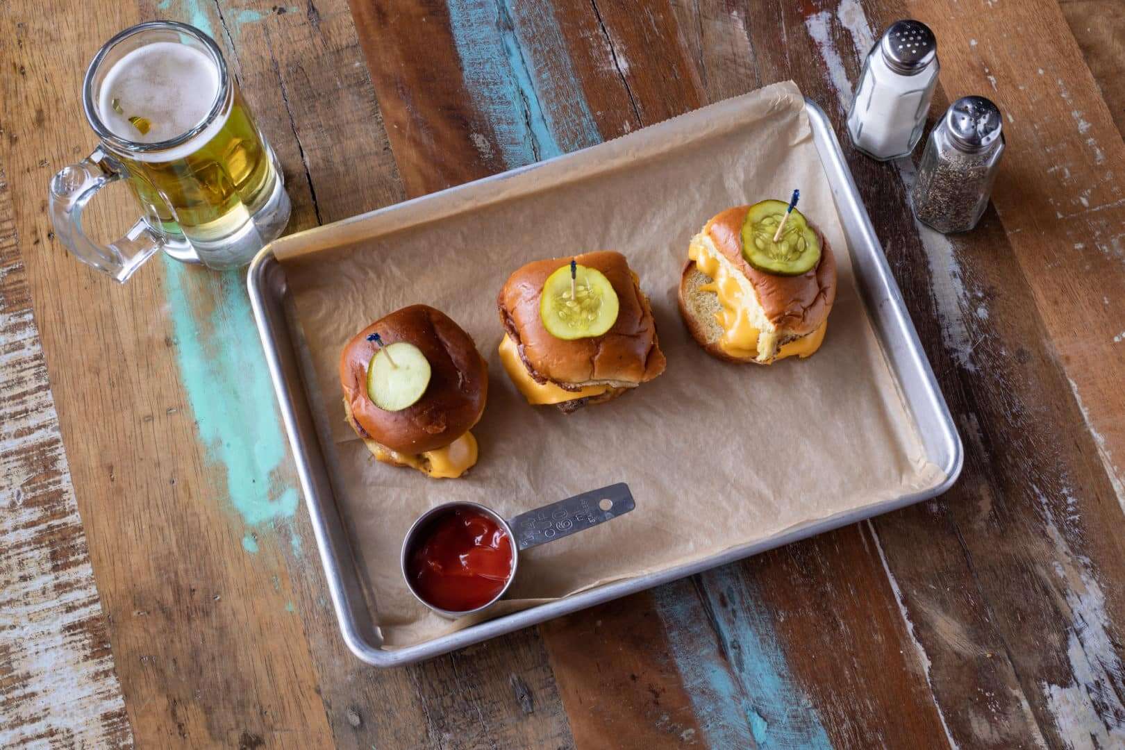 Big Slider Cheeseburger 1620x1080 1