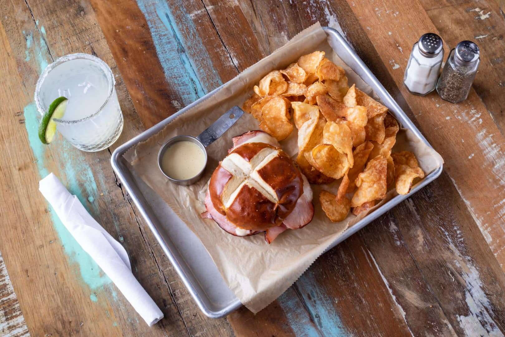 FF4A1021 1620x1080 1