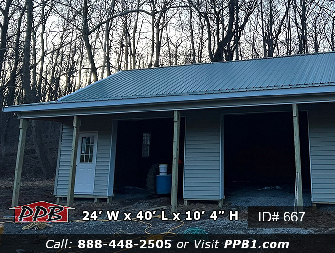 667 - Vinyl Garage with Porch