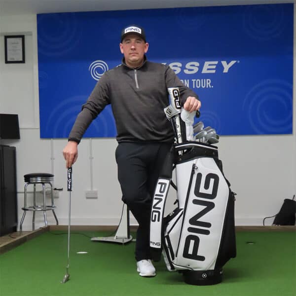 Golf-Bag-Fitting