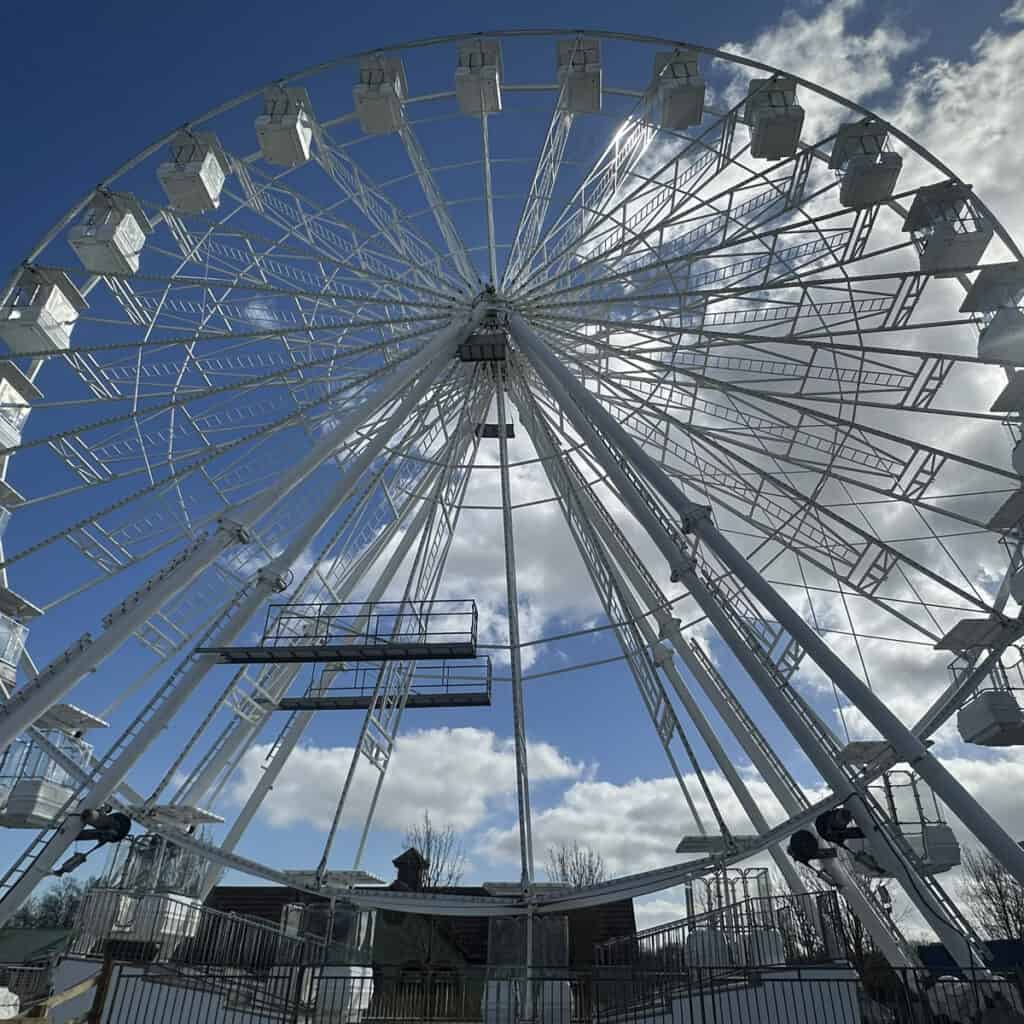 Ferris wheel