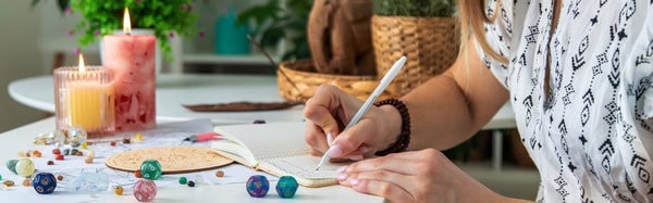 Evergreen Spreadsheets to Sell on Etsy 5 Home management spreadsheets to sell on Ety