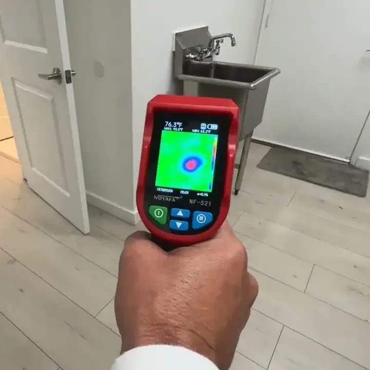 Plumber-Using-Thermal-Imaging-Leak-Detection-Camera