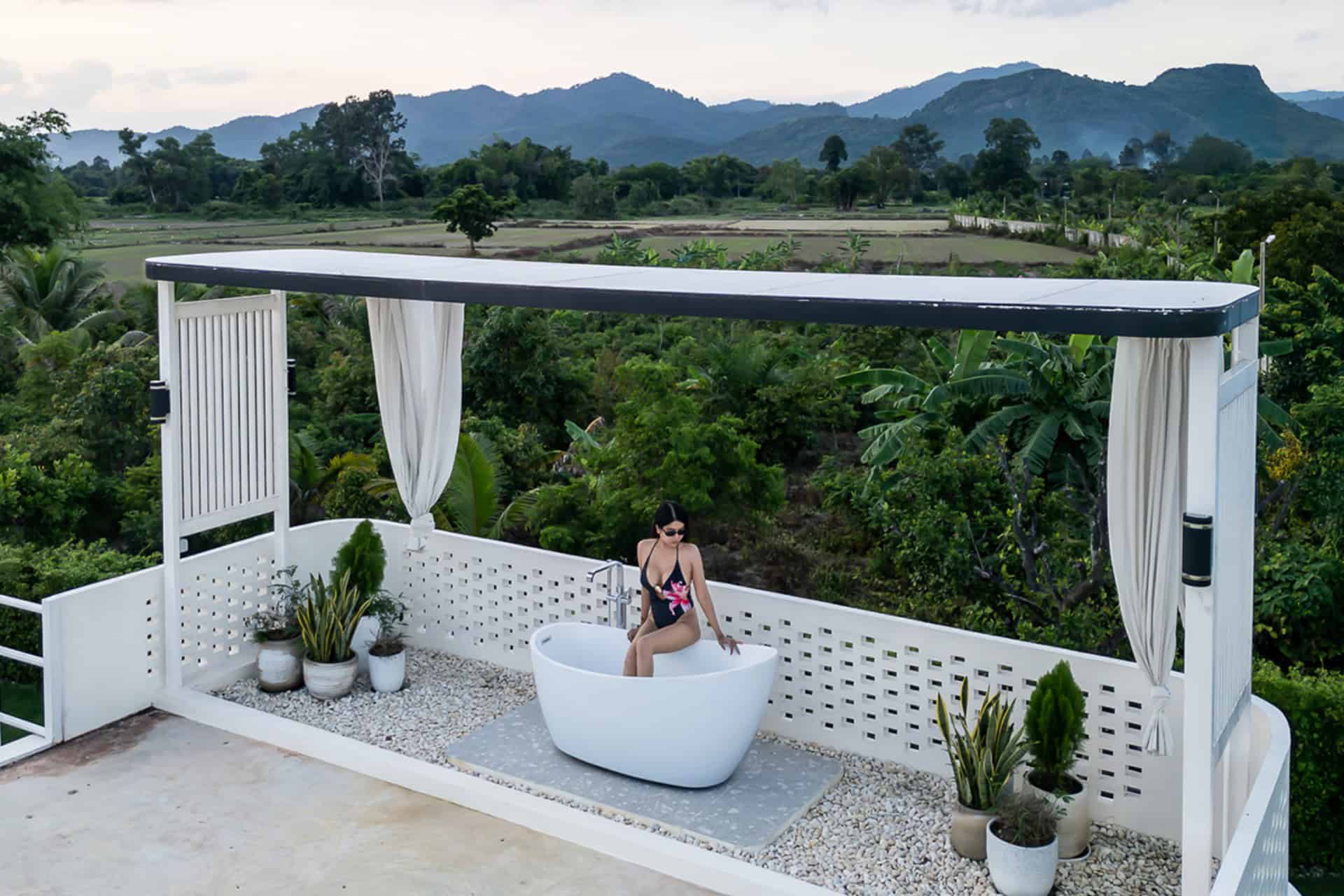 พูลวิลล่านครนายก