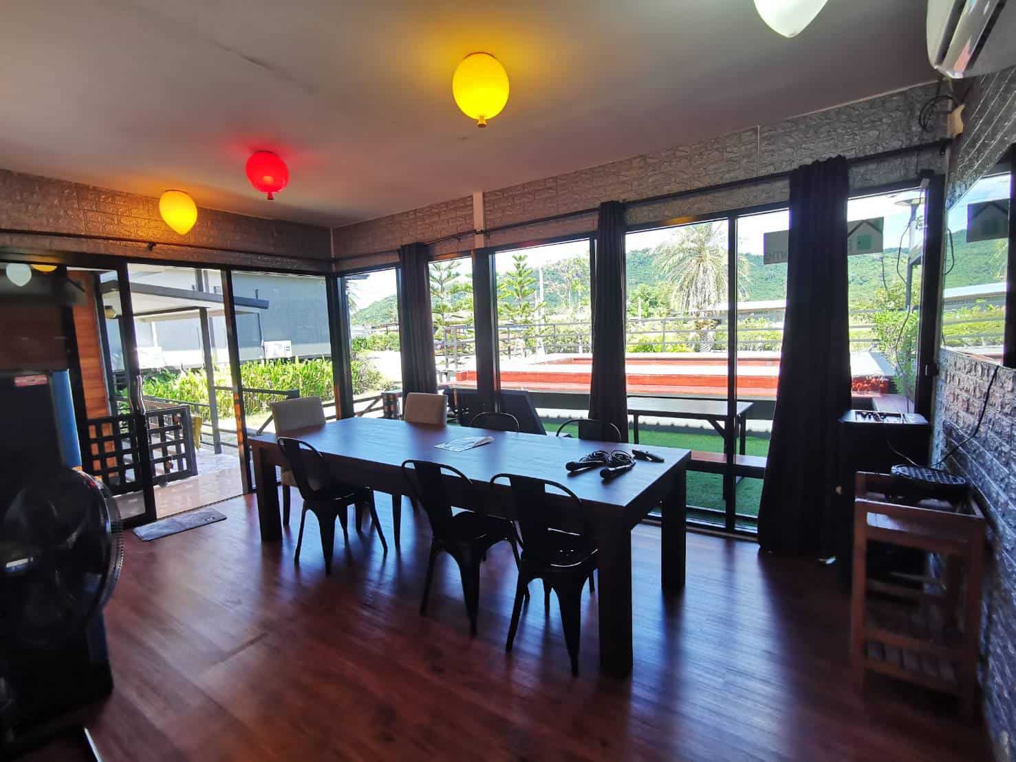 พูลวิลล่านครนายก