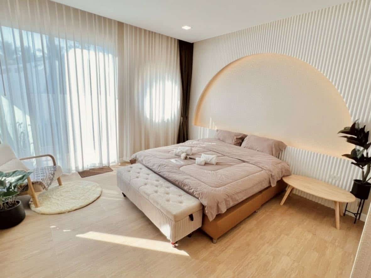 พูลวิลล่าอัมพวา