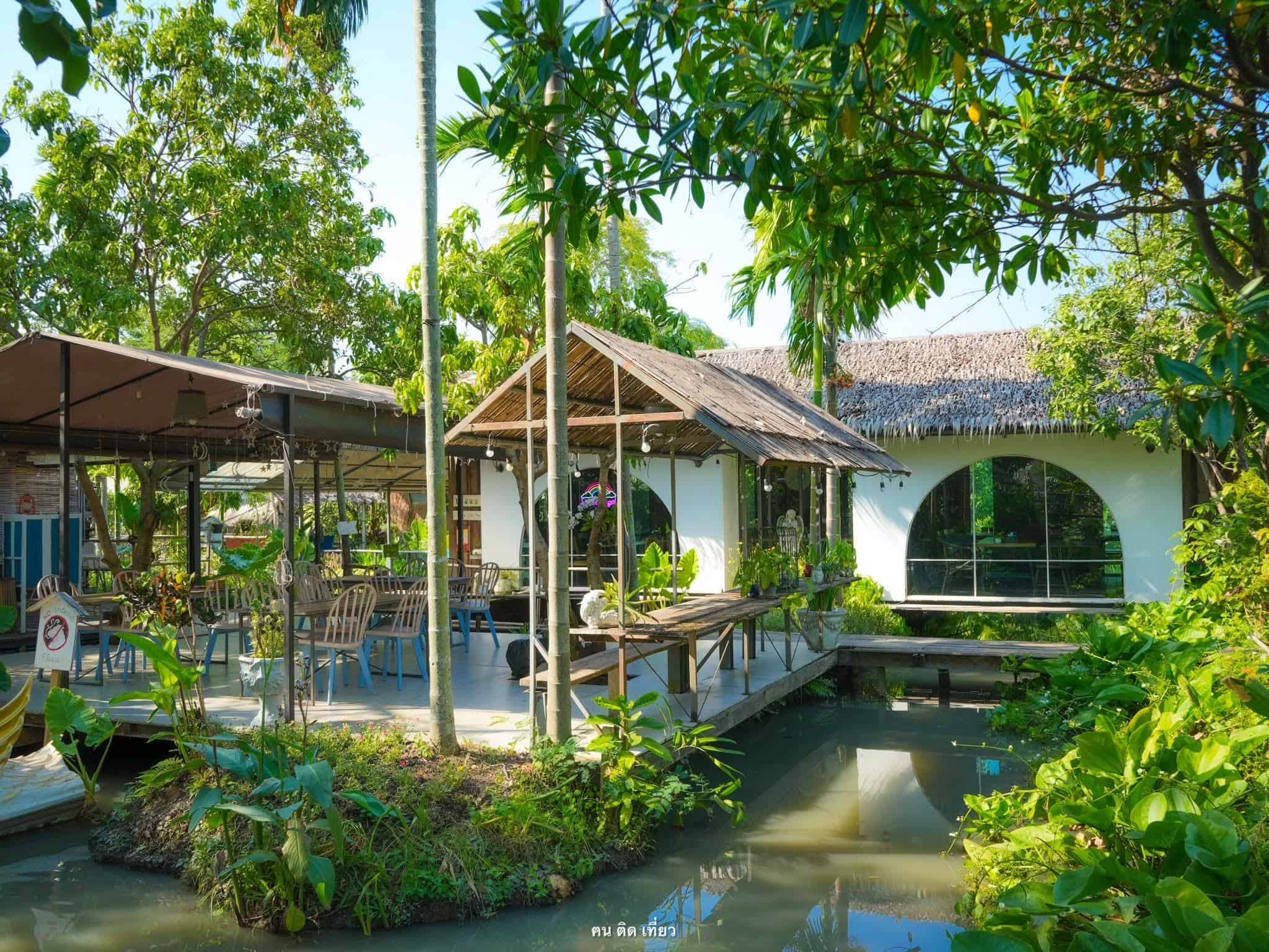 The Three Little Pigs Farm