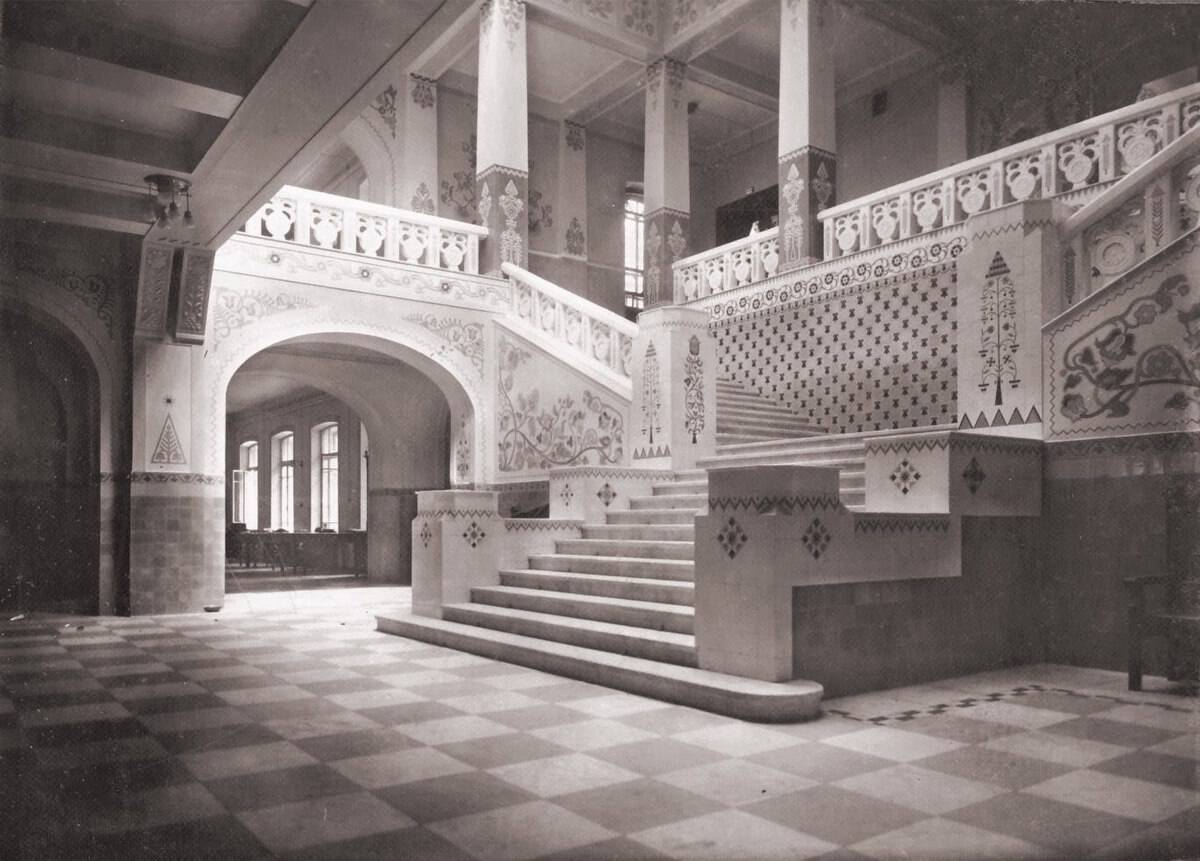 Історична фотографія будинку Полтавського губернського земства, інтер'єр.