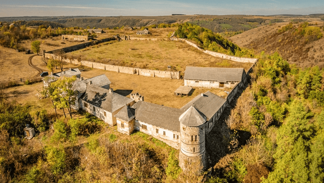 Отроківський палац