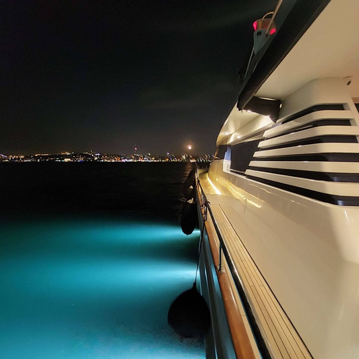 Motoryacht Exterior P115 26 meters 30 person capacity Yacht Rental with Premionly.com in Istanbul