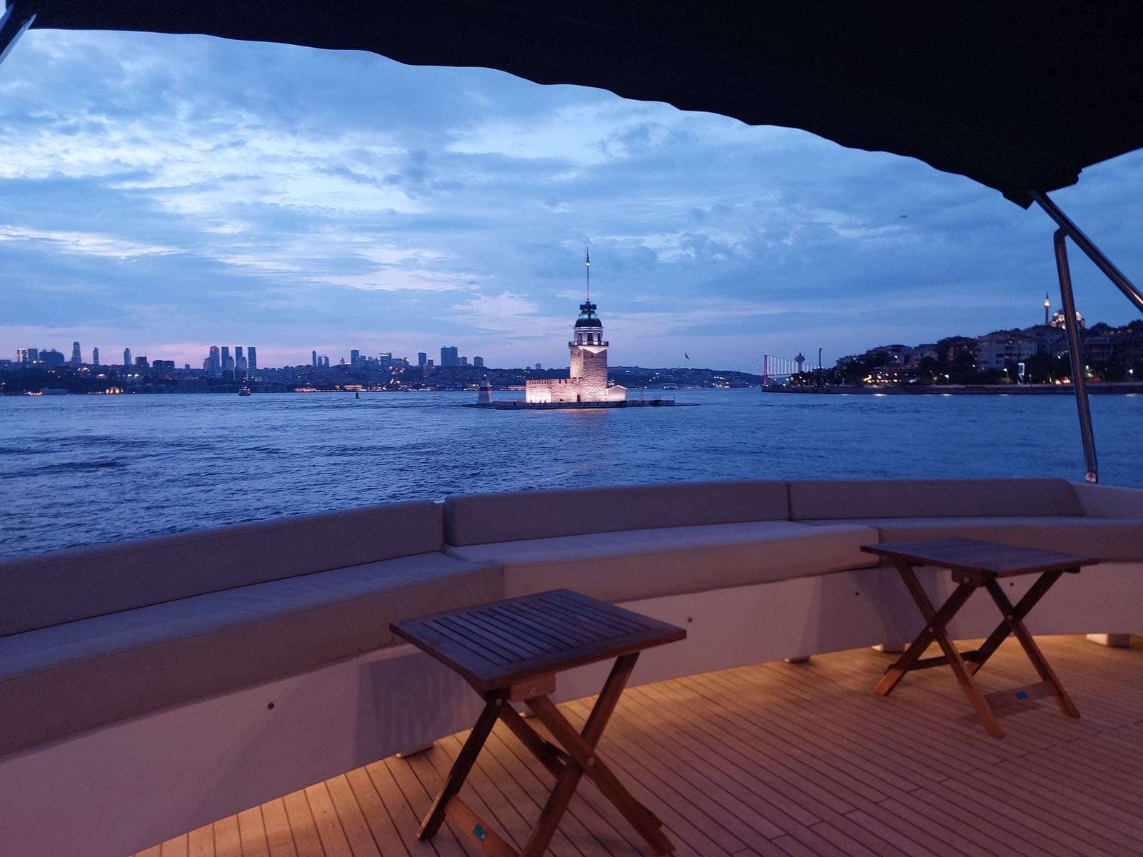 Motoryacht Interior P115 26 meters 30 person capacity Yacht Rental with Premionly.com in Istanbul