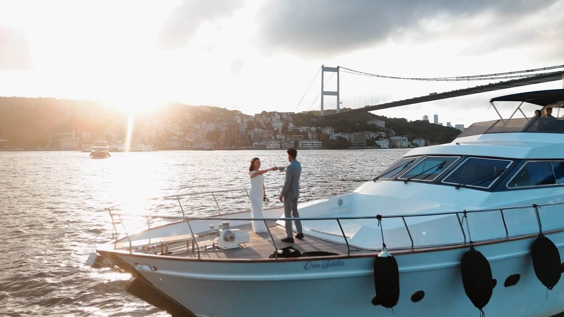 Rent a luxury yacht in Istanbul for private boat tours and special occasions.