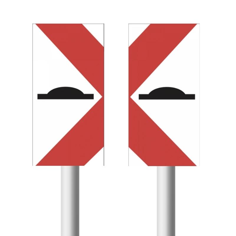 Danger Plate with speed hump road sign