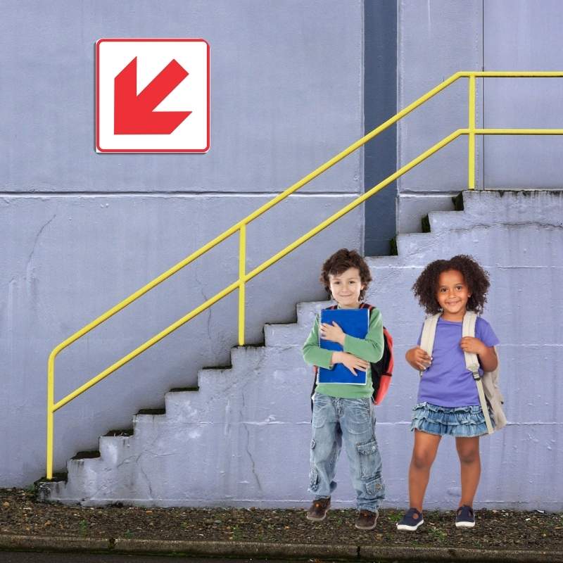 DIAGONAL RED ARROW SAFETY SIGN (FB1.1) (7)