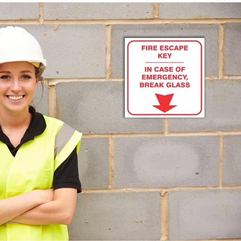 FIRE ESCAPE KEY SAFETY SIGN (FE11)