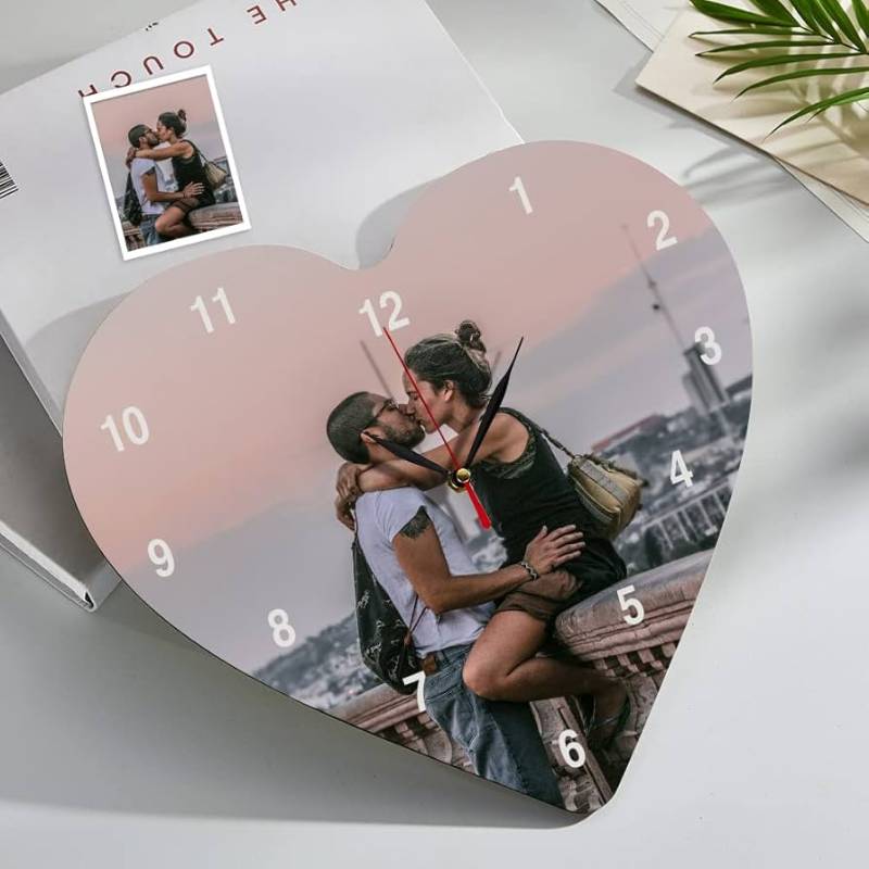 personalised heart shaped wall clocks