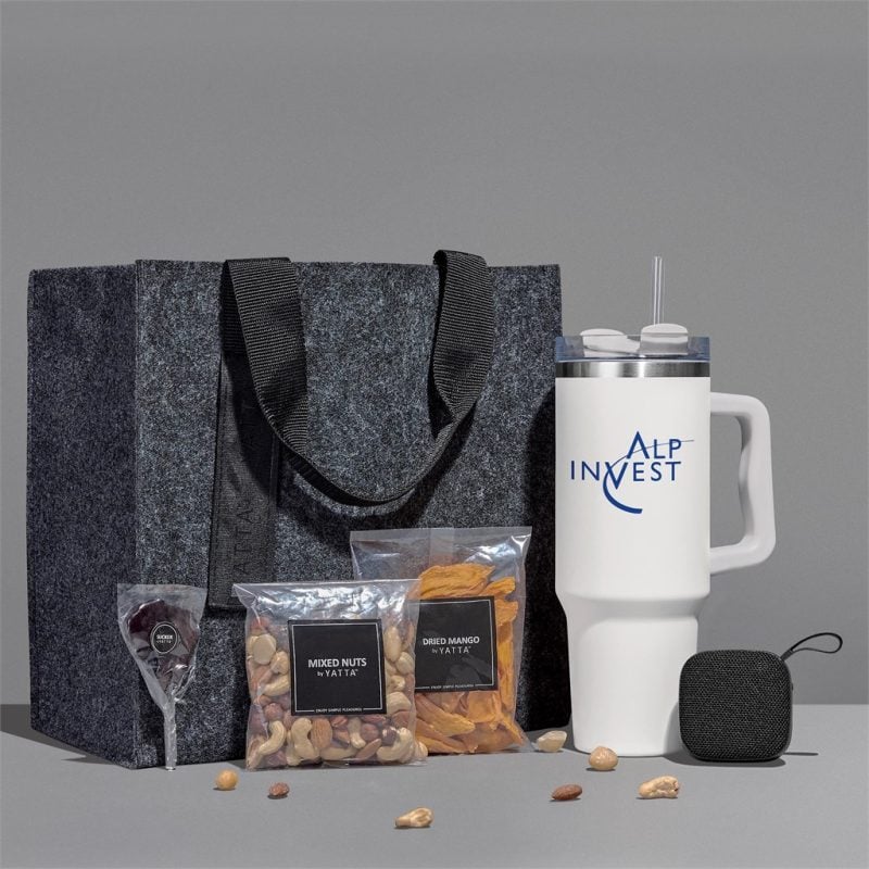 OFF WHITE Yatta Graceful Goodies Hamper