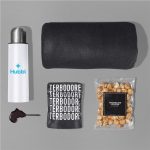 white Yatta Charming Cuddle Hamper