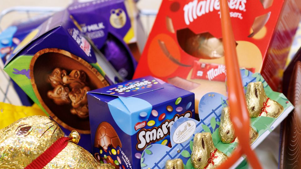 Source image reused from s.yimg.com.