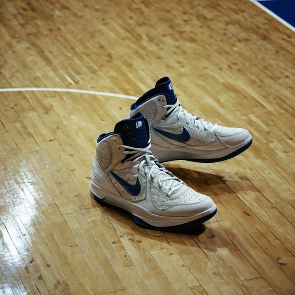 Illustrative image related to Pacers center Micah Potter to reveal baby's gender with custom sneakers during upcoming game.