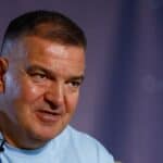 Source image reused from s.yimg.com.