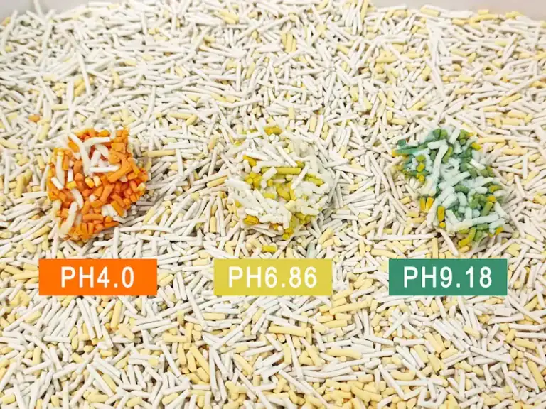 A blend of tofu cat litter with colorful pH monitoring pellets, a value-added private label solution that allows cat owners to track urinary health.