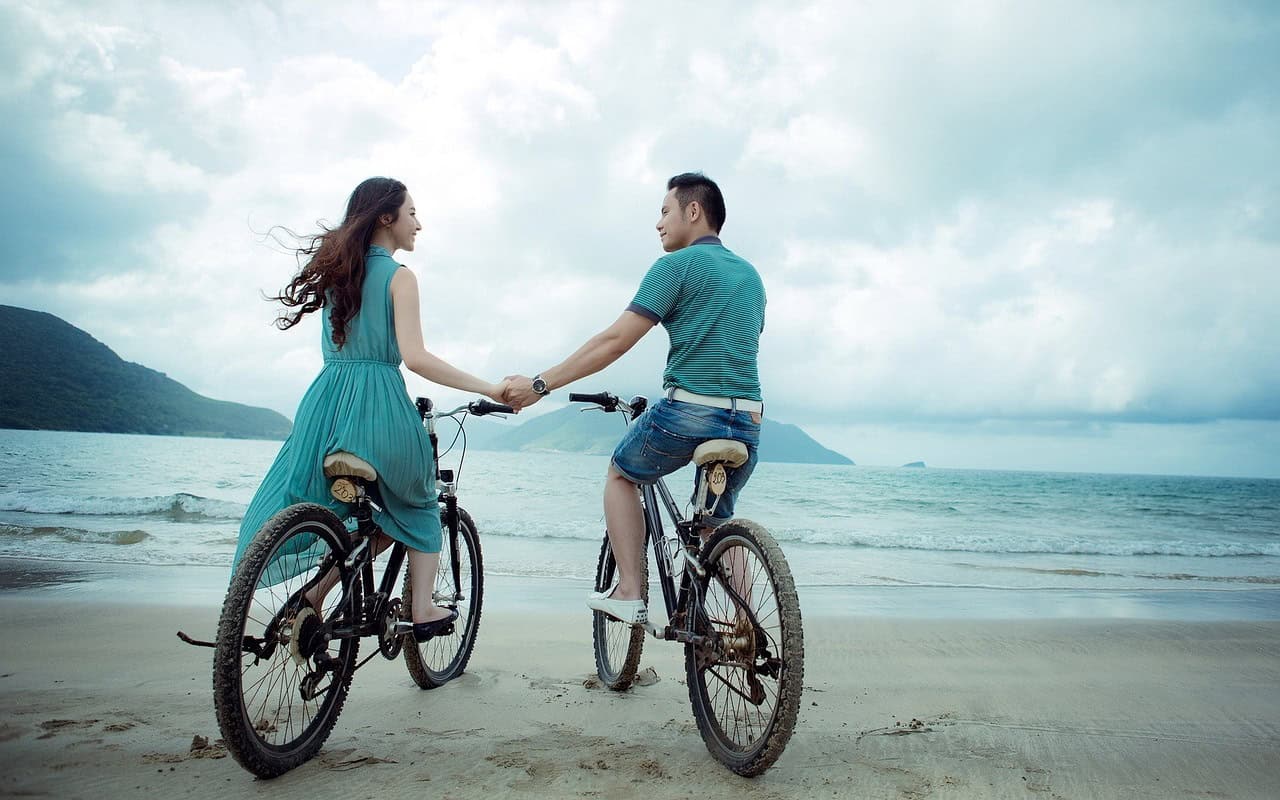 Cabo San Lucas Property couple beach bicycles