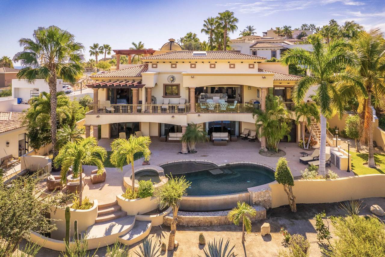 La Noria Real Estate Luxury Home With Modern Architecture And Ocean Views In Puerto Los Cabos