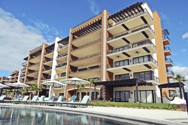 Luxurious Quivira Los Cabos Condominium With Spacious Balconies And Modern Amenities, Perfect For Oceanfront Living And Investment.