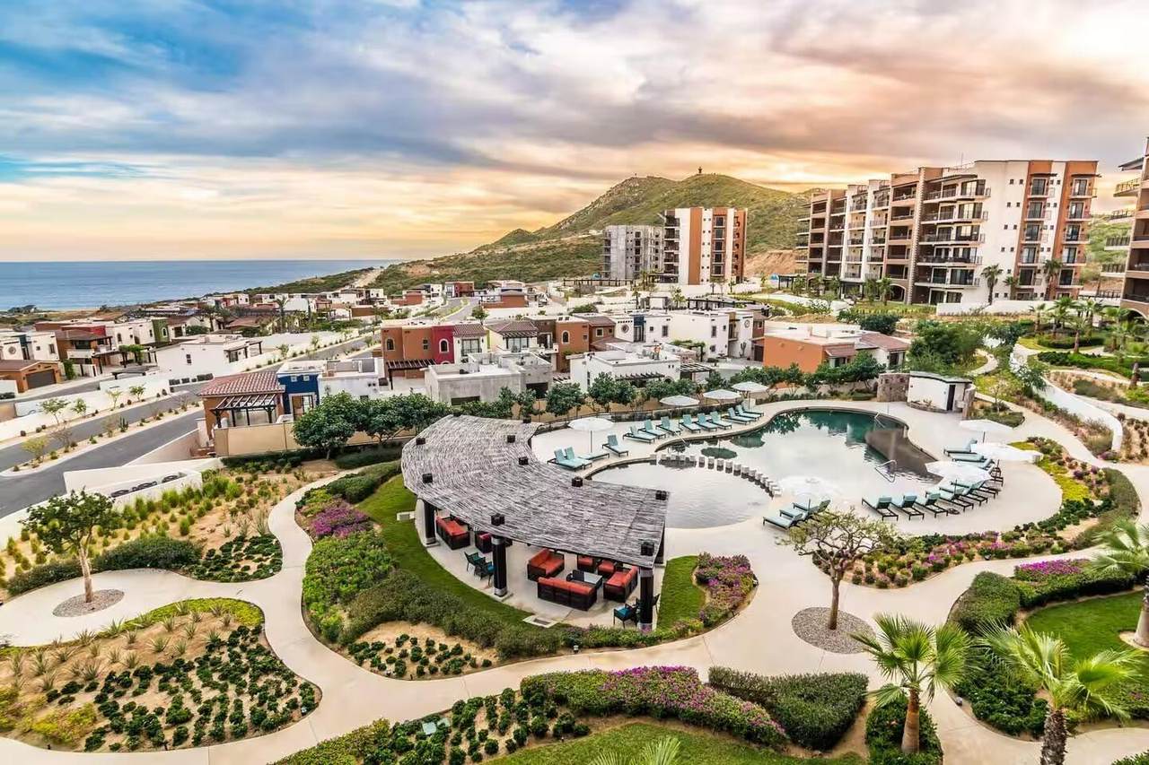 Quivira Los Cabos Ocean View Real Estate With Luxurious Villas And Scenic Landscapes.
