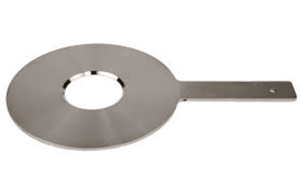High-precision industrial metal cutting disc with attached handle for automation and manufacturing processes.