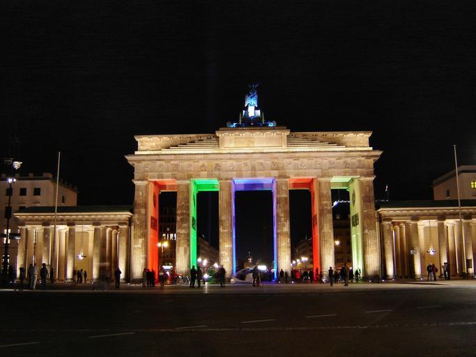 facade lighting