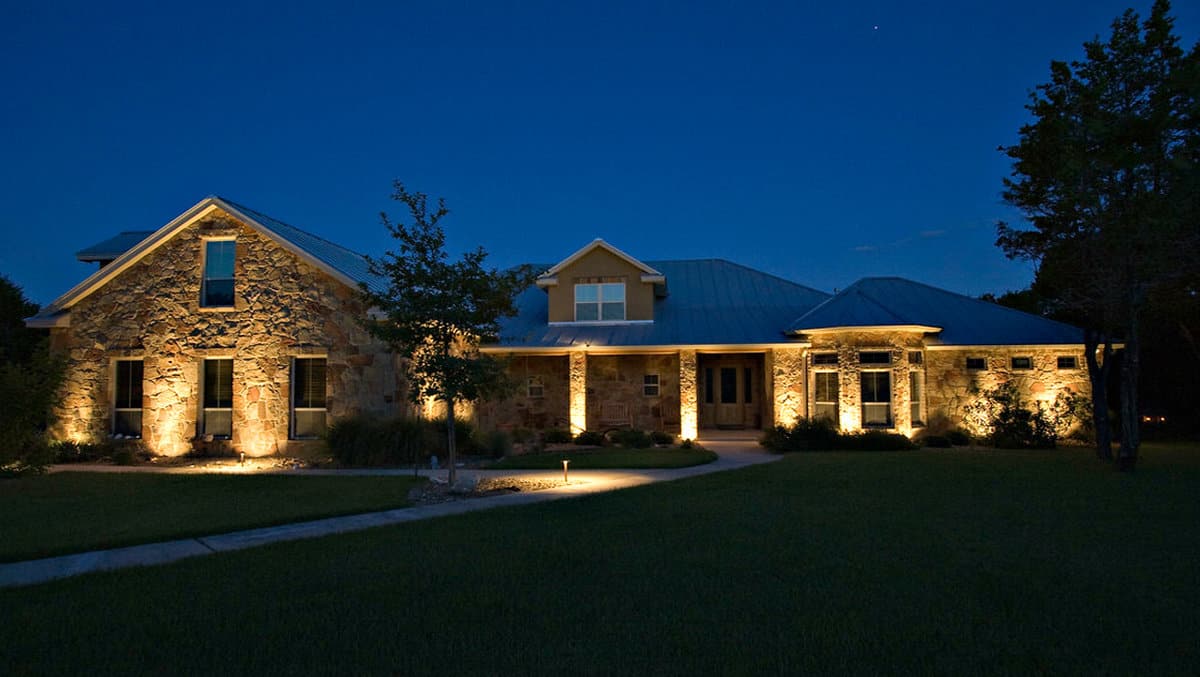 led outdoor lighting