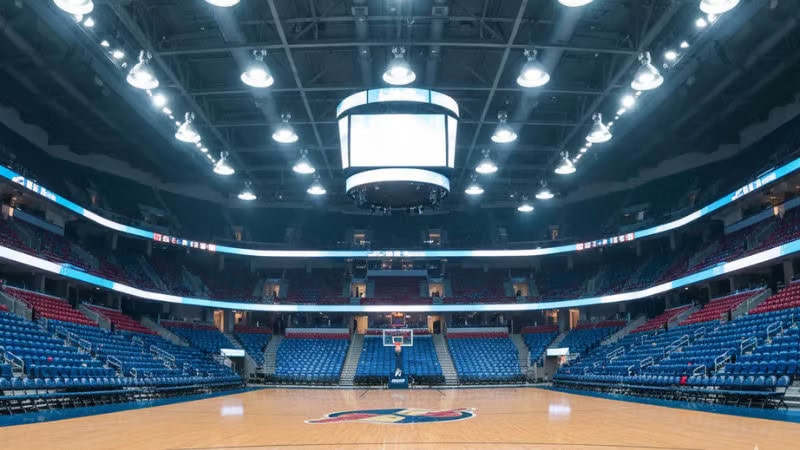 High Bay Lights in Sports Arenas and Gymnasiums